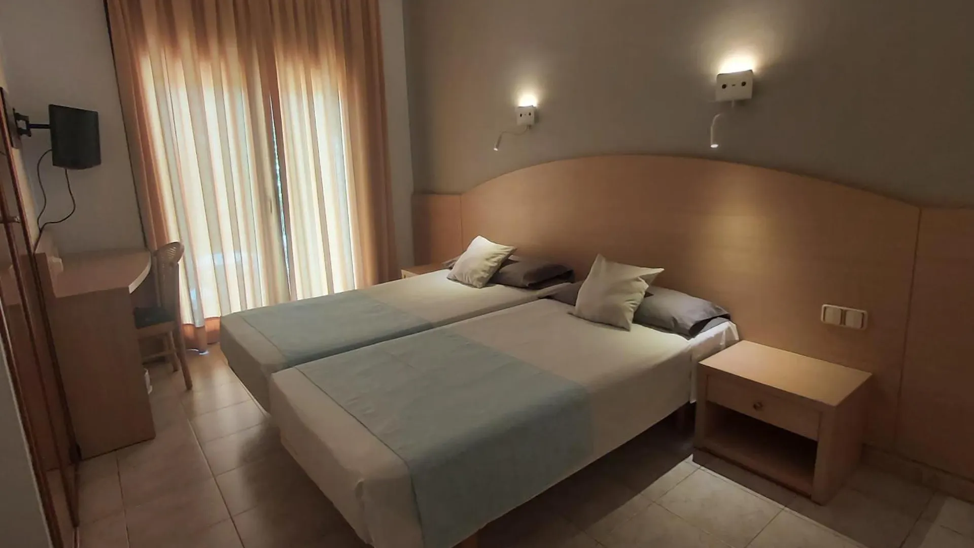 Hotel Bonsol Lloret de Mar Spain