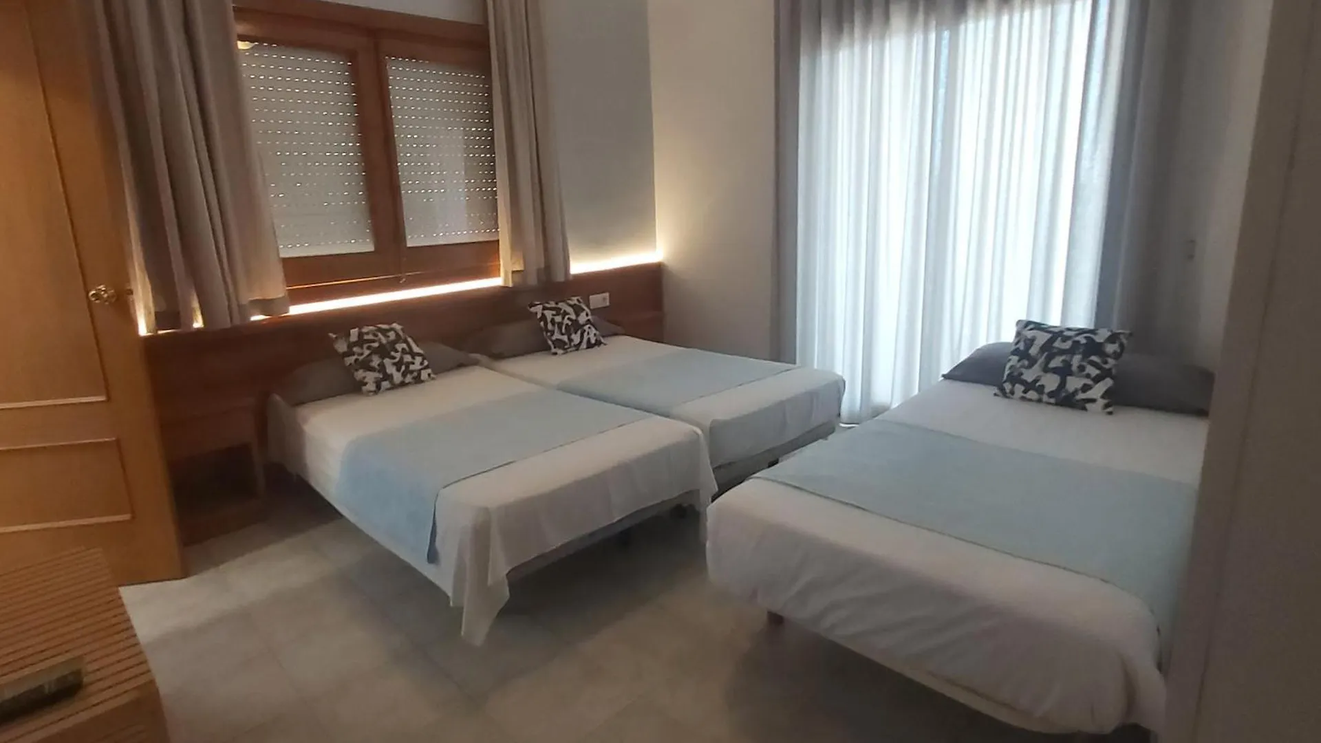 Hotel Bonsol Lloret de Mar 2*,  Spain